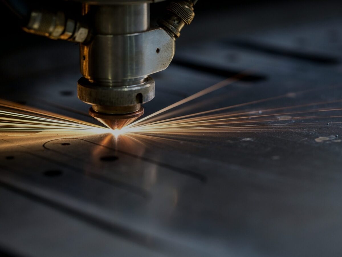 Laser-Cutting-Hero-2048×1366-1-1200×900